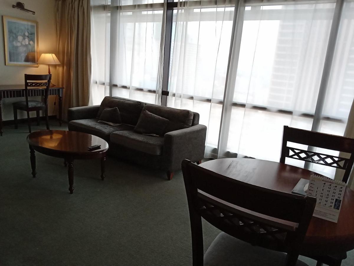 Sunbow Suites @ Times Square Куала Лумпур Екстериор снимка
