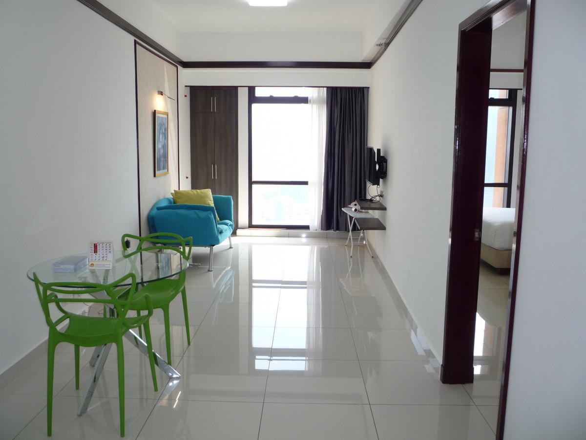 Sunbow Suites @ Times Square Куала Лумпур Екстериор снимка